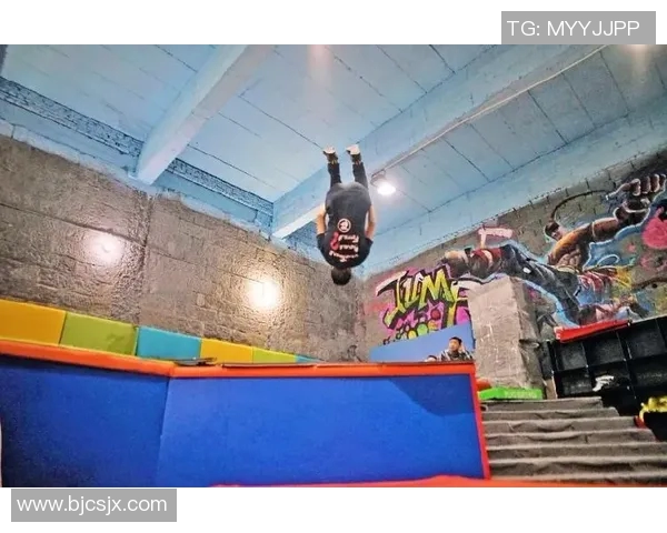 重庆极限运动队与上海极限运动队赛后复盘力量对比分析