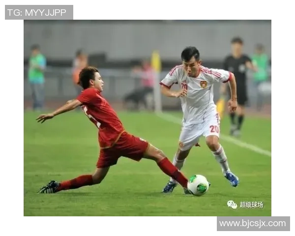 2018年泰国与中国足球比赛精彩录像回顾与分析