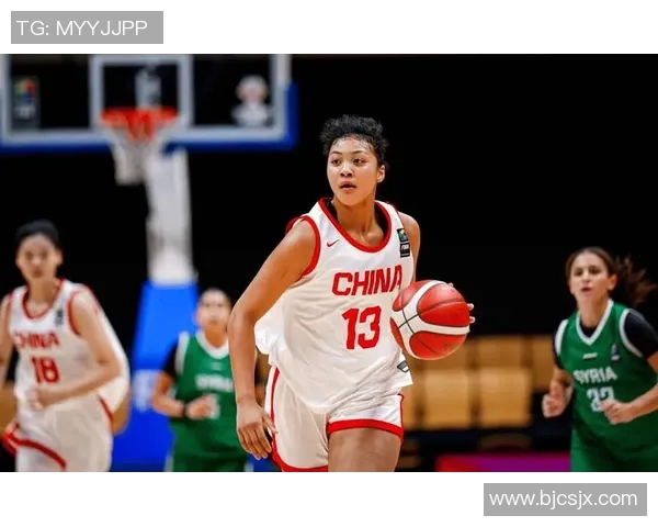 中国台北女篮与菲律宾女篮激战正酣争夺亚洲篮球赛重要胜利