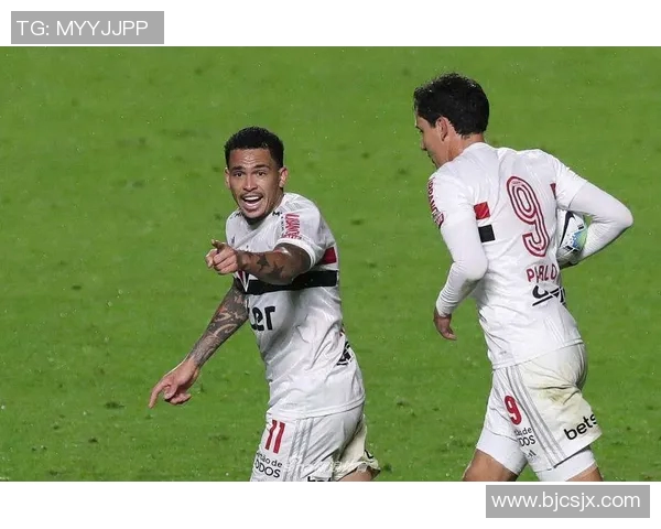 沙佩科与塞阿拉的激战揭示巴甲联赛新动态与球队未来走向